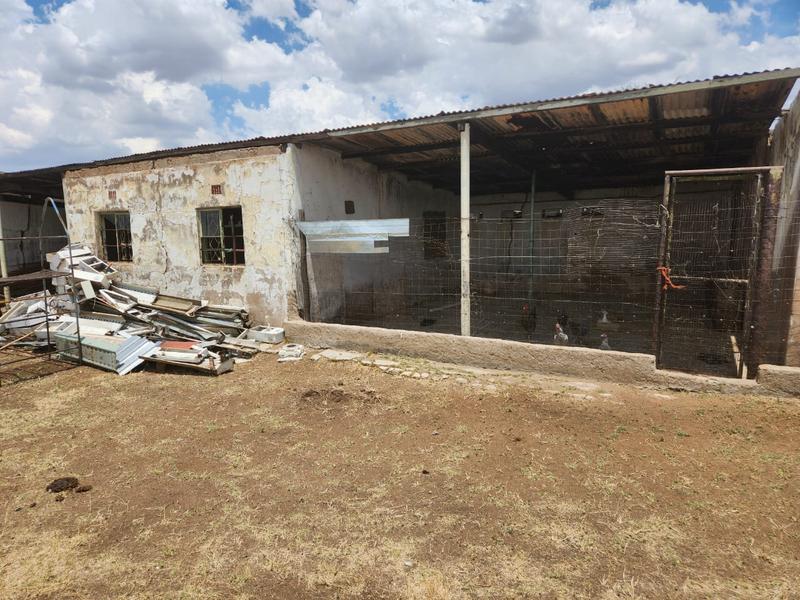 5 Bedroom Property for Sale in Mabopane North West